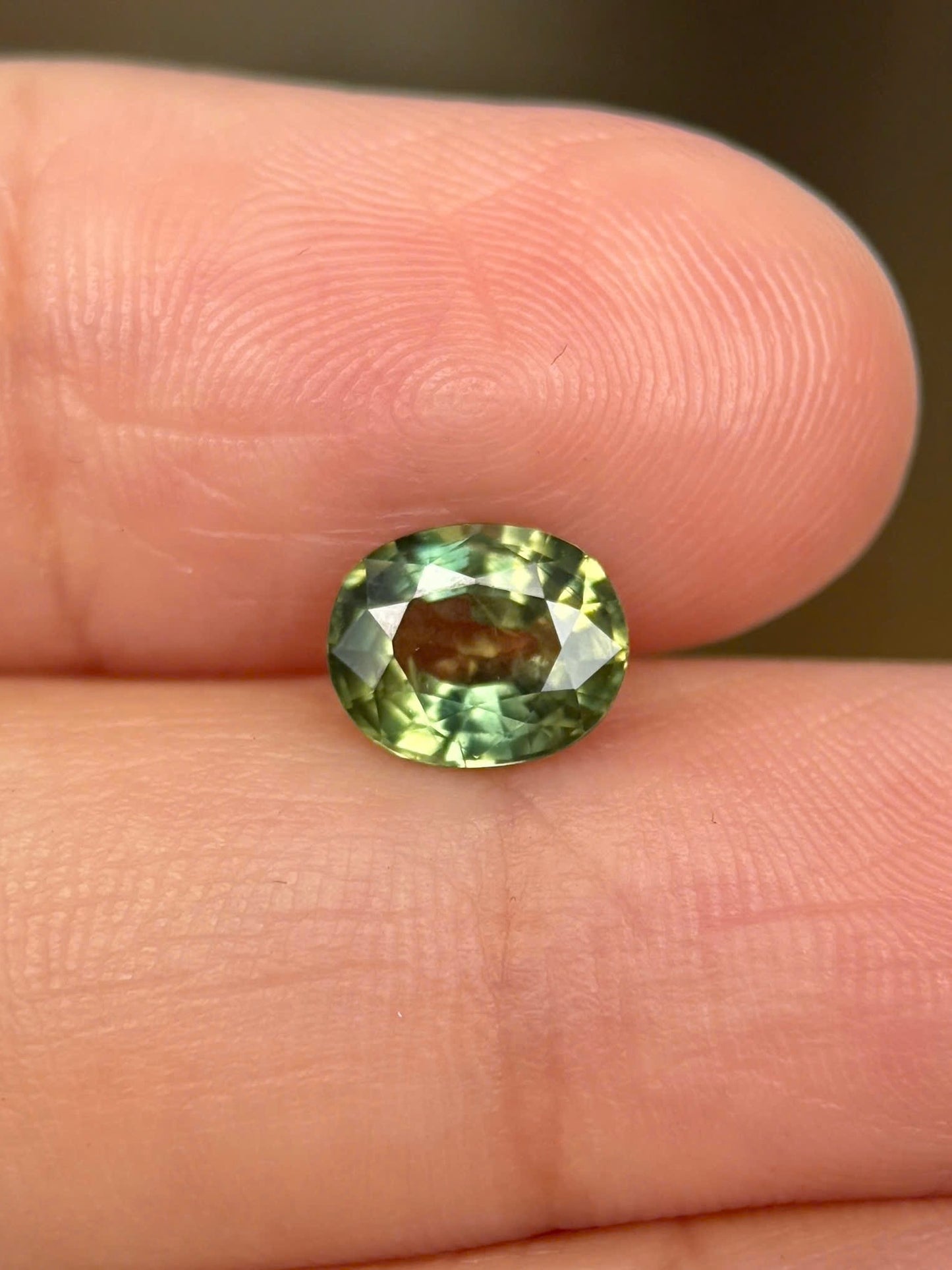 1.65ct Natural Yellowish Green Sapphire Vietnam. Oval Shape