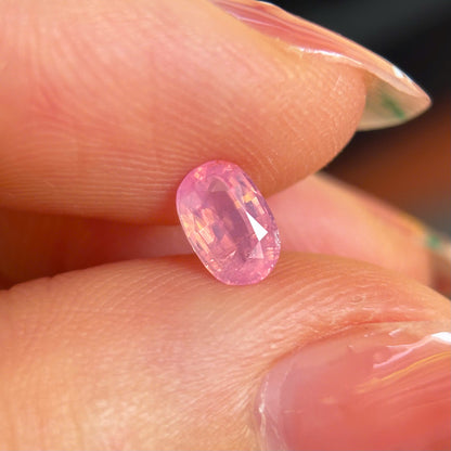 0.66ct Natural Padparadscha Sapphire Vietnam
