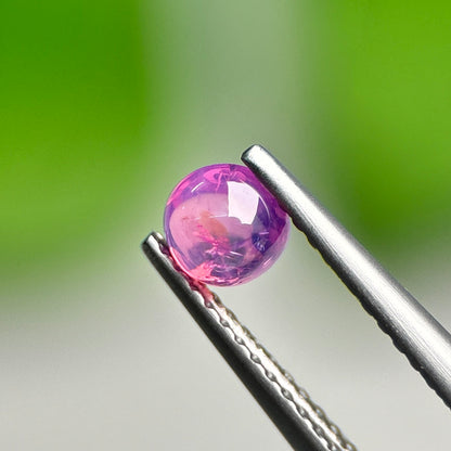 0.57ct Natural Purplish Pink Cacbochon Sapphire Viet Nam. No treatment.