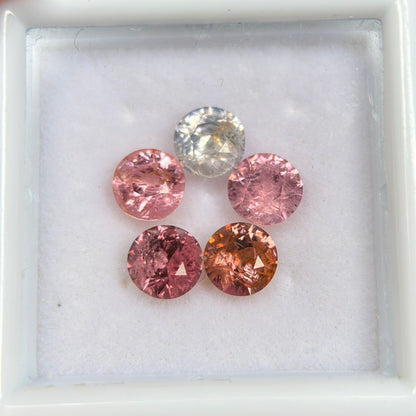 2,66 ct/ 5 Pcs Natural Mix Color Spinel Vietnam. Round Shape.