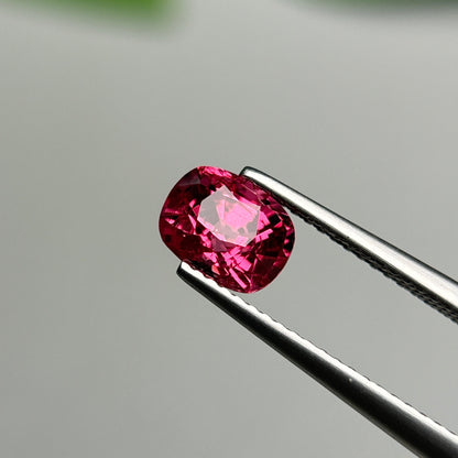 1.50ct Natural Brownish Red Spinel Vietnam. Cushion Shape.
