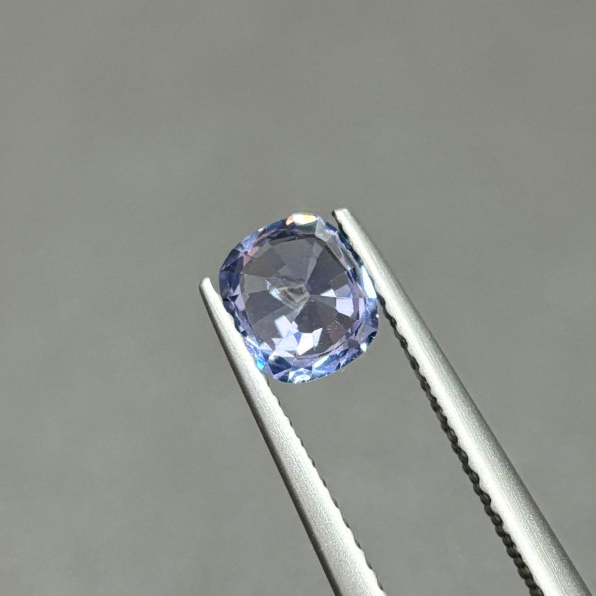 0,86ct Natural Blue Spinel Viet Nam. Cushion Shape. No Treatment Spinel Luc Yen.