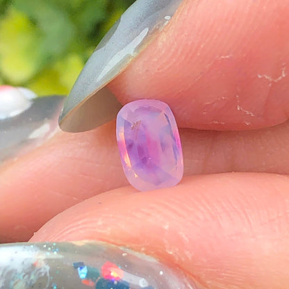0,64ct Natural Purple Pink Milky Sapphire Vietnam. Cushion Shape. No Treatment Milky Sapphire Luc Yen.