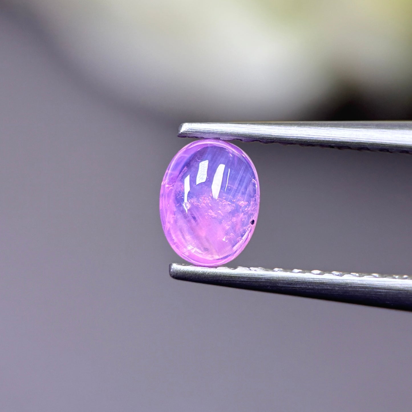 0.63ct Natural Purplish Pink Cacbochon Sapphire Viet Nam. No treatment.