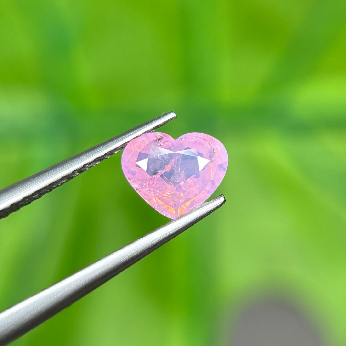 1,12ct Natural Pink Milky Sapphire Vietnam. Heart Shape. No Treatment Milky Sapphire Luc Yen.
