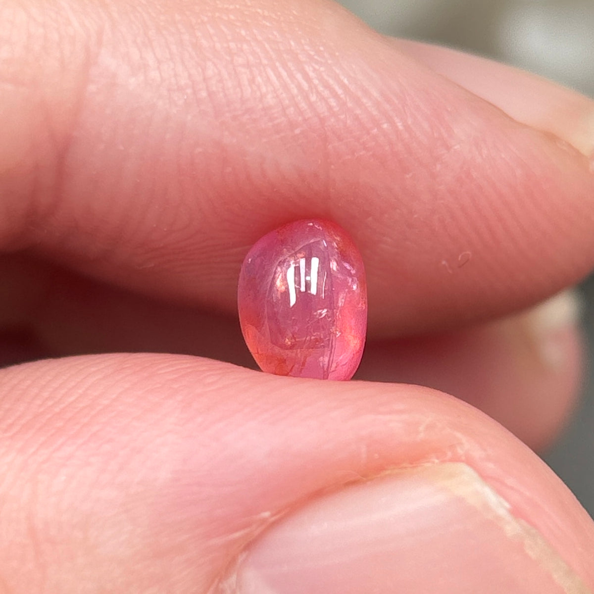 1,28ct Natural Pinkish Orange Milky Cacbochon Sapphire Viet Nam. No Treatment Sapphire Luc Yen.