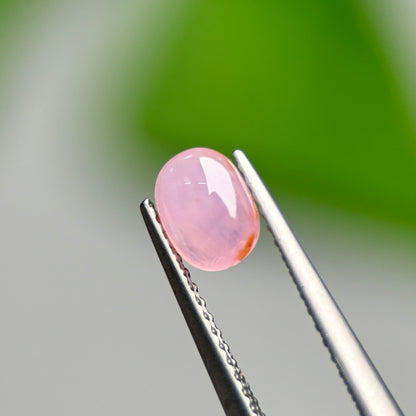 1.01ct Natural Pink Cacbochon Sapphire Viet Nam. No treatment.