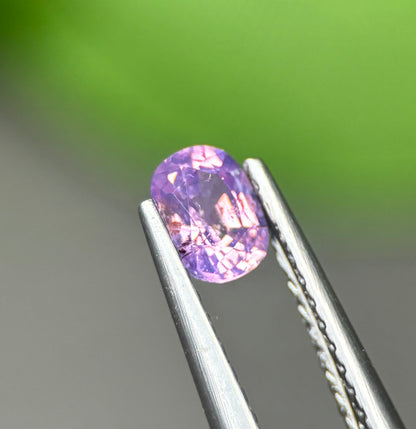 0,44ct Natural Purple Sapphire Viet Nam. Cushion Shape. No Treatment Sapphire Luc Yen.