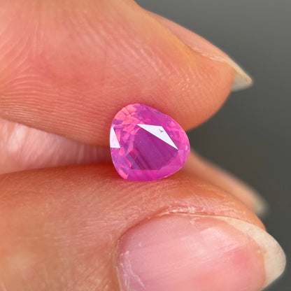 0.84ct Natural Milky Padparadscha Sapphire Vietnam