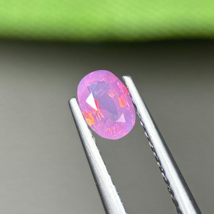 0,5ct Natural Purplish Pink Milky Sapphire Vietnam. Cushion Shape. No Treatment Milky Sapphire Luc Yen.