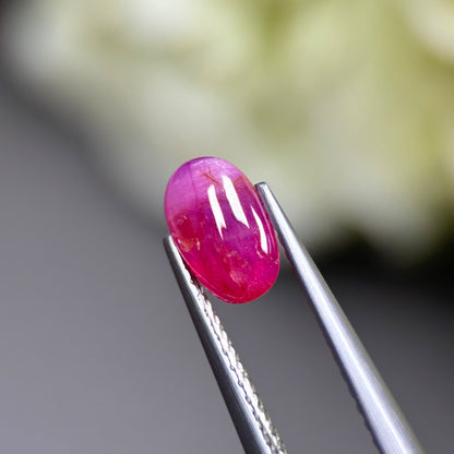 1.34ct Natural Ruby Cacbochon Viet Nam. No treatment Ruby Luc Yen.