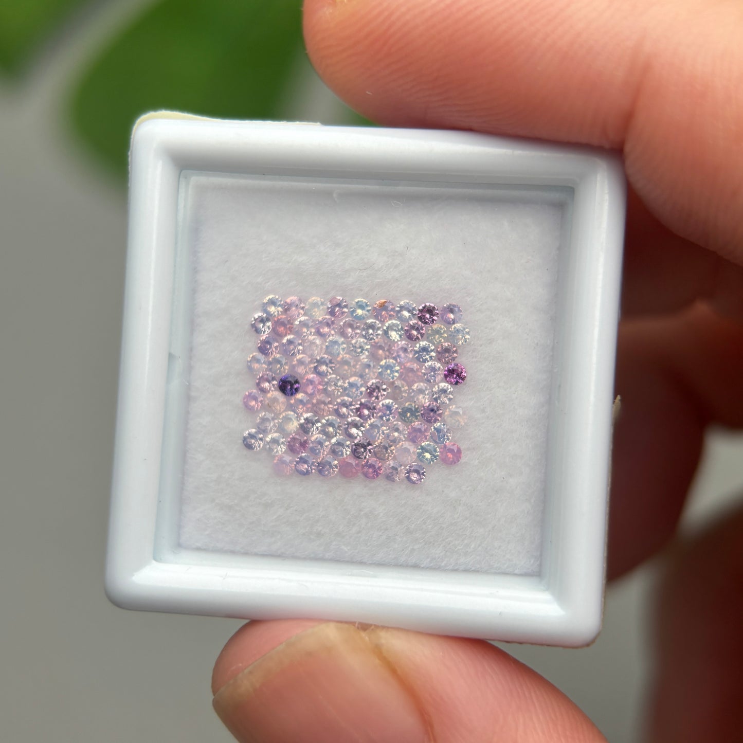 1,0ct/83Pcs Natural Sapphire Vietnam, Round Shape, C1 Quality, No Treatment Sapphire Luc Yen.
