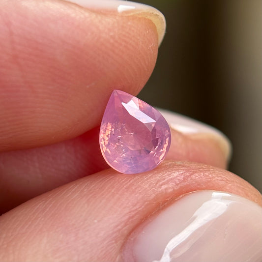 1.05 ct Natural Pink Spinel Vietnam. Pear Shape. No Treatment.