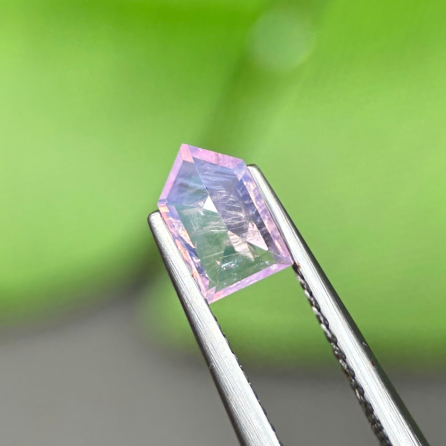 0,81ct Natural Pink Milky Sapphire Vietnam. Freeform. No Treatment Milky Sapphire Luc Yen.