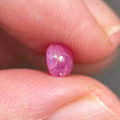 1,01ct Natural Pink Cacbochon Sapphire Viet Nam. No Treatment Sapphire Luc Yen.