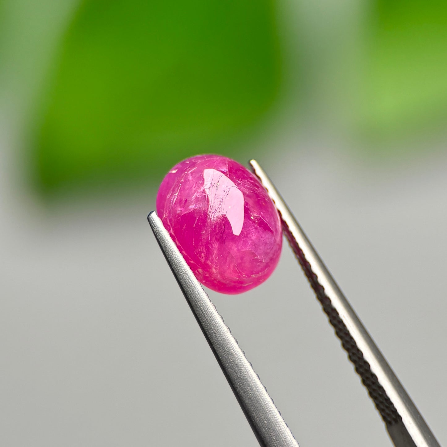 3,16ct Natural Ruby Cacbochon Viet Nam. No treatment Ruby Luc Yen.