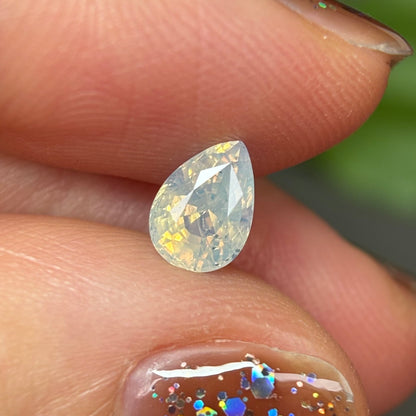 1.06ct Natural White Sapphire Vietnam.