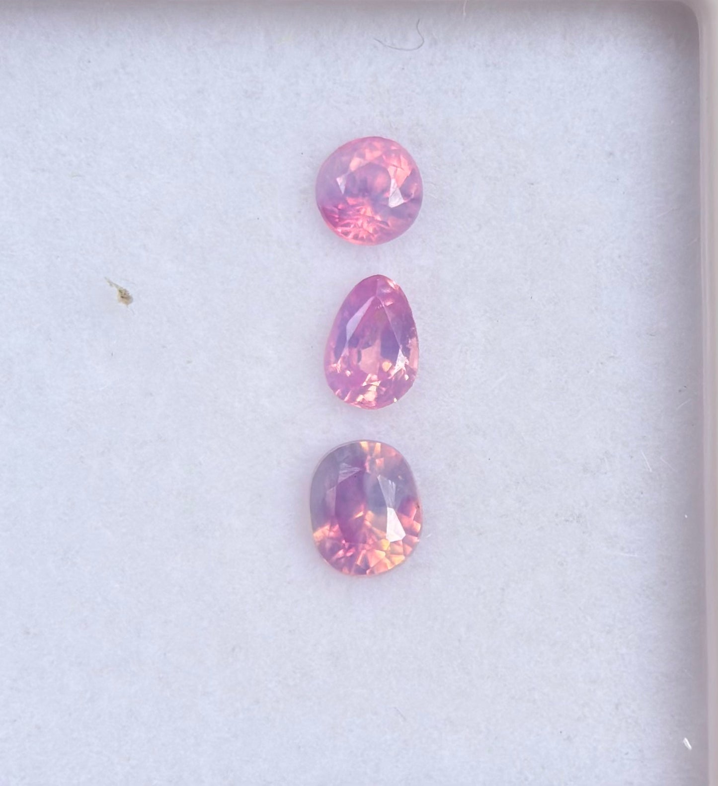 0.64ct/3Pcs Natural Pink Milky Sapphire Vietnam.