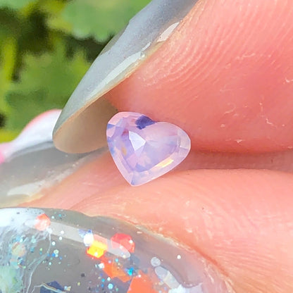 0,36ct Natural Bluish White Milky Sapphire Vietnam. Heart Shape. No Treatment Milky Sapphire Luc Yen.