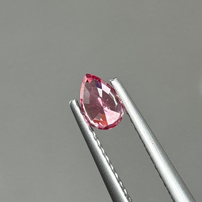 0,45ct Natural Pink Spinel Viet Nam. Pear Shape. No Treatment Spinel Luc Yen.
