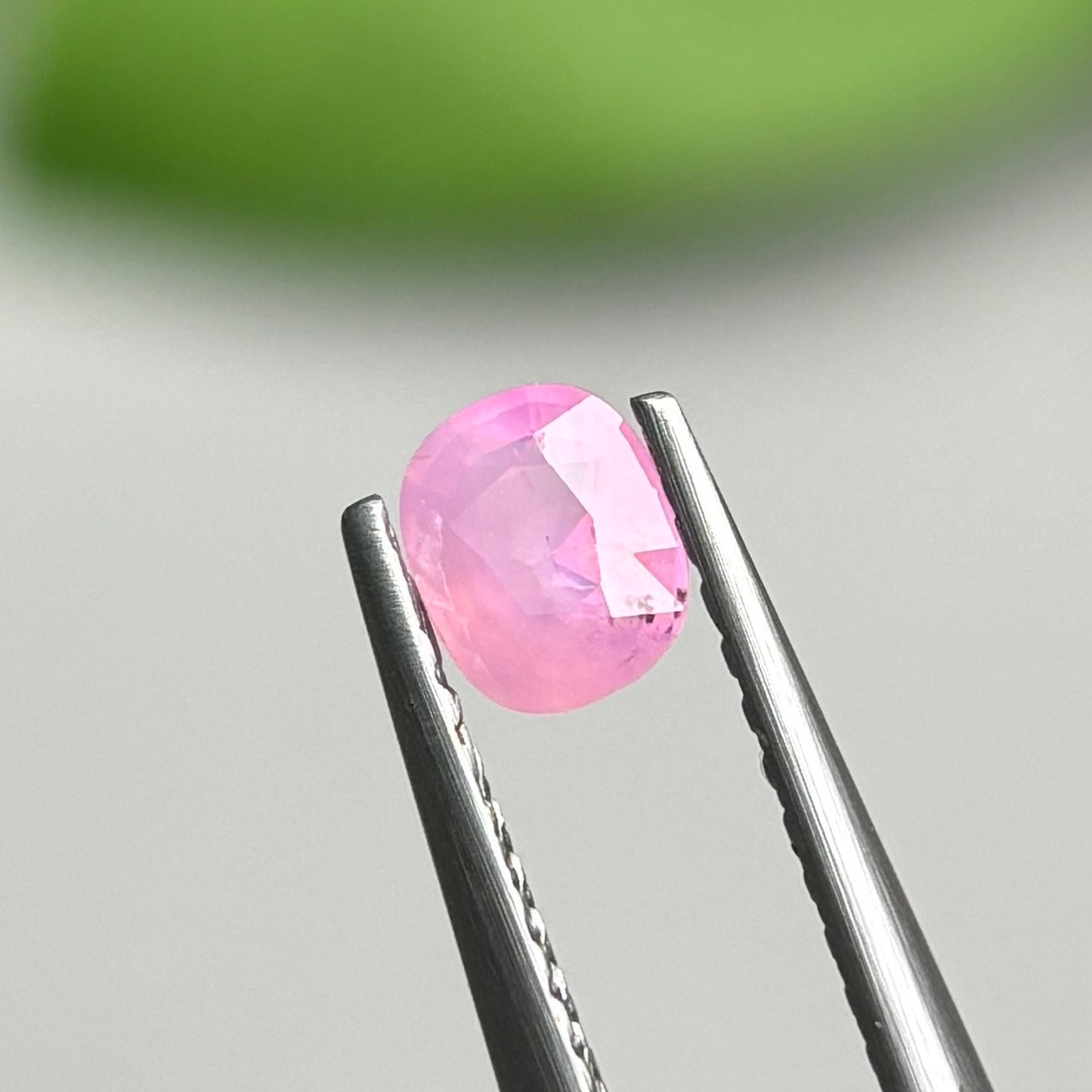 0,39ct Natural Pink Milky Sapphire Vietnam. Cushion Shape. No Treatment Milky Sapphire Luc Yen.