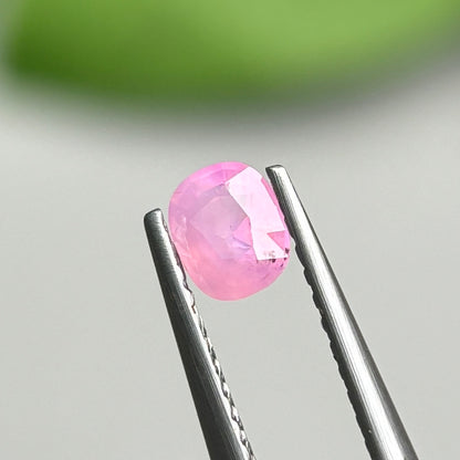 0,39ct Natural Pink Milky Sapphire Vietnam. Cushion Shape. No Treatment Milky Sapphire Luc Yen.