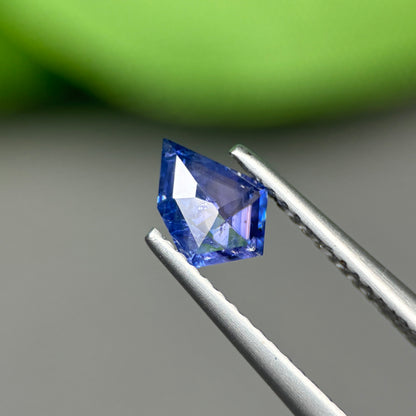 0,59 Natural Blue Milky Sapphire Vietnam. Freeform. No Treatment Milky Sapphire Luc Yen.