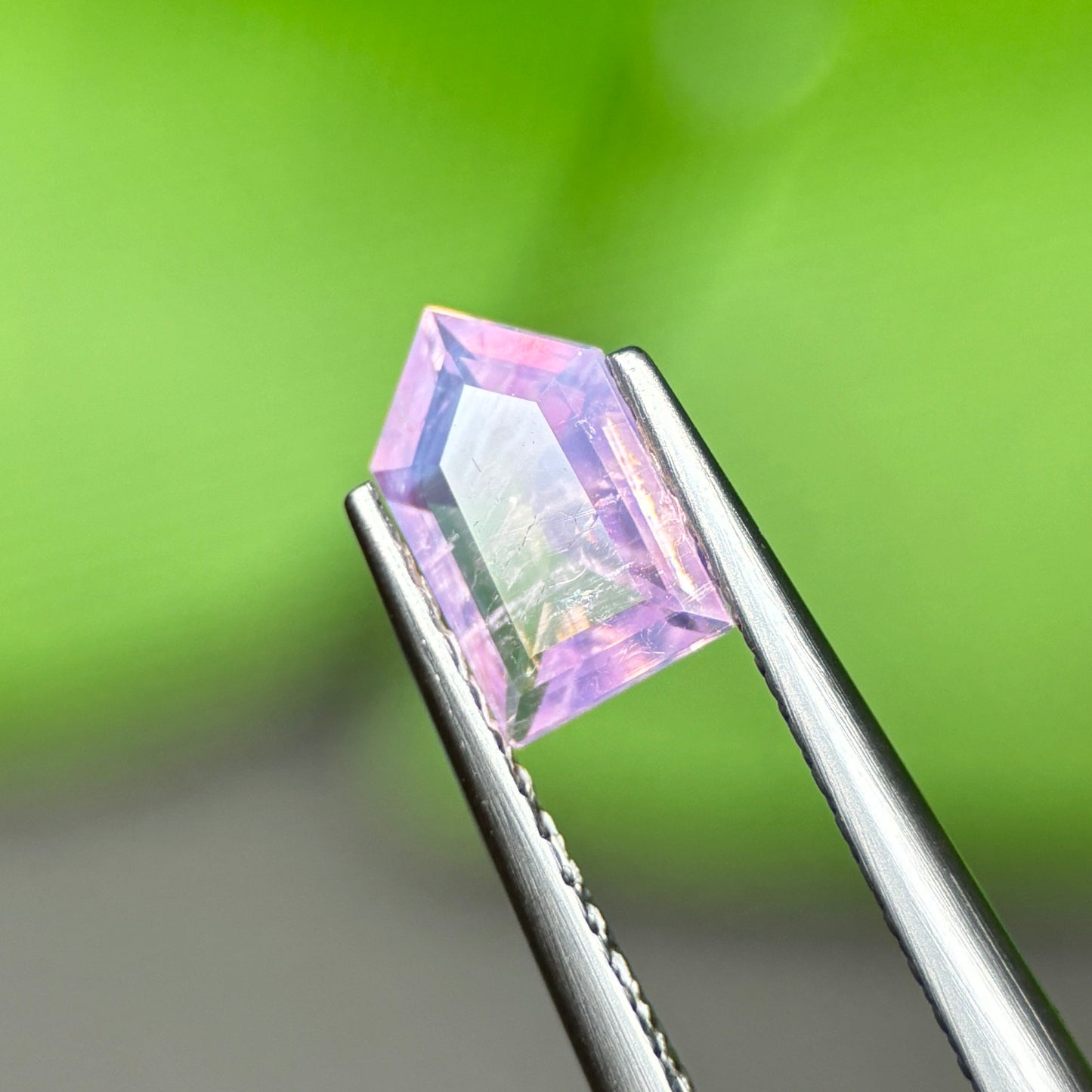 0,81ct Natural Pink Milky Sapphire Vietnam. Freeform. No Treatment Milky Sapphire Luc Yen.
