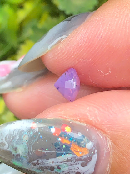 0,63ct Natural Pink Milky Sapphire Vietnam. Cushion Shape. No Treatment Luc Yen.