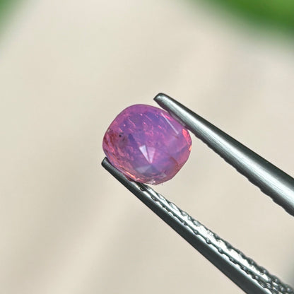 0,61ct Natural Pink Milky Sapphire Vietnam. Cushion Shape. No Treatment Milky Sapphire Luc Yen.