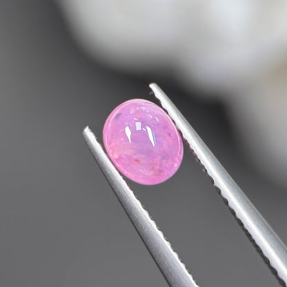 1,08ct Natural Pink Cacbochon Sapphire Viet Nam. No Treatment Sapphire Luc Yen.