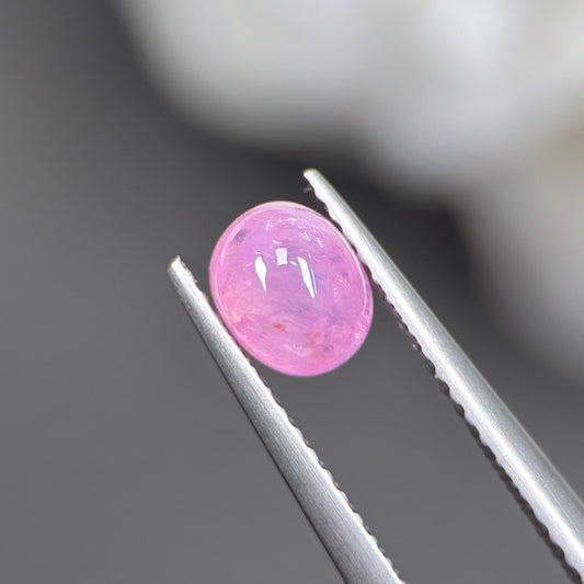 1,08ct Natural Pink Cacbochon Sapphire Viet Nam. No Treatment Sapphire Luc Yen.