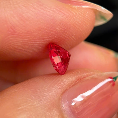 0.88ct Natural Red Spinel Vietnam