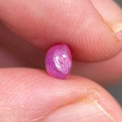 1,01ct Natural Pink Cacbochon Sapphire Viet Nam. No Treatment Sapphire Luc Yen.
