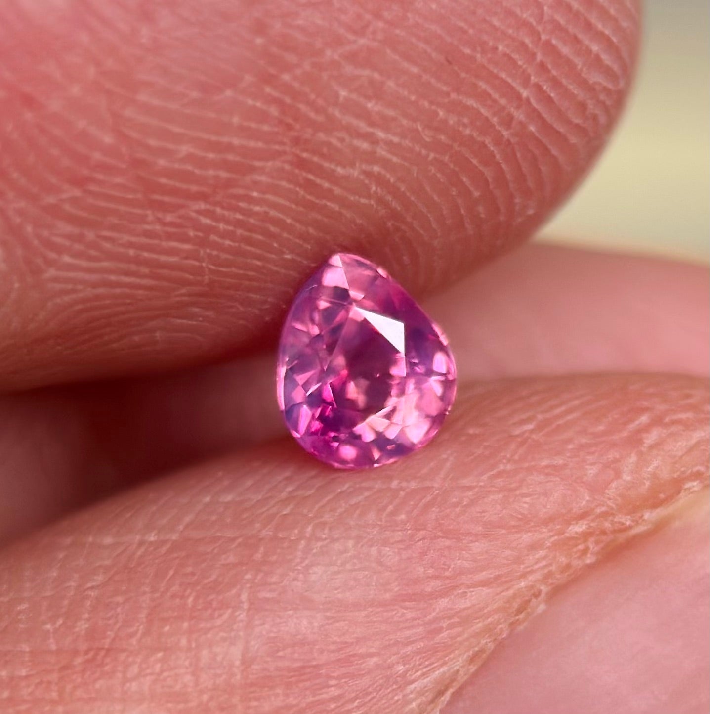 0.44 ct Natural Pink Sapphire Vietnam. Pear Shape. No treatment