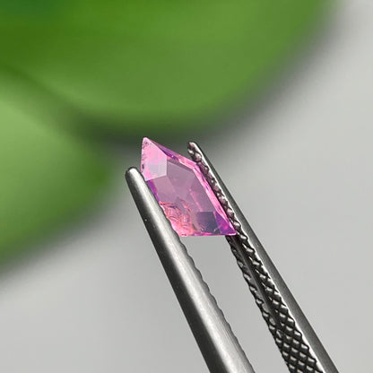 0.82ct Natural Padparadscha Milky Sapphire Vietnam