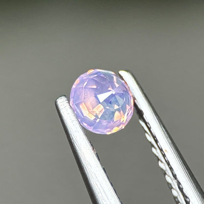 0,36ct Natural Pink Milky Sapphire Vietnam. Round Shape. No Treatment Milky Sapphire Luc Yen.