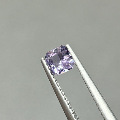 0,41ct Natural light Purple Spinel Viet Nam. Cushion Shape. No Treatment Spinel Luc Yen.
