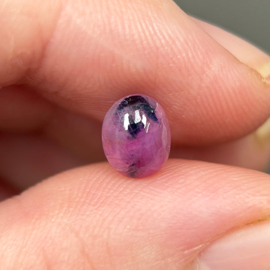 1,71ct Natural Pink Milky Cacbochon Sapphire Viet Nam. No Treatment Sapphire Luc Yen.