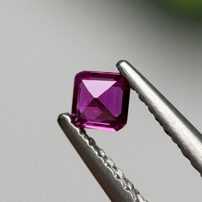 0.20ct Natural Purplish Pink Milky Sapphire Vietnam.
