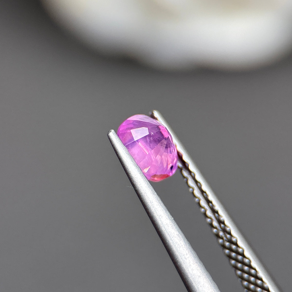0,66ct Natural Pink Milky Sapphire Vietnam. Cushion Shape. No Treatment Milky Sapphire Luc Yen.