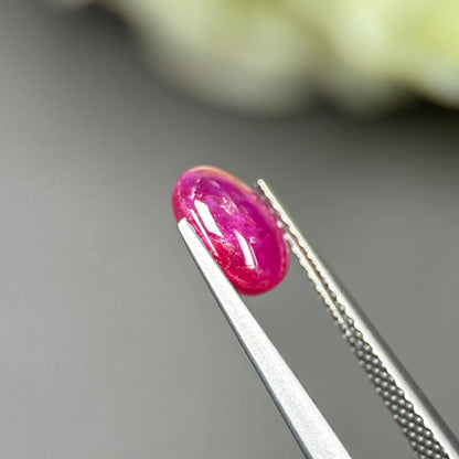 2.0ct Natural Ruby Cacbochon Viet Nam. No treatment Ruby Luc Yen.