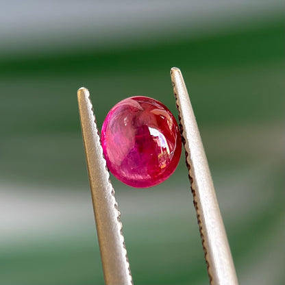 0.94 ct Natural Ruby Viet Nam. Cacbochon Cut. No treatment.