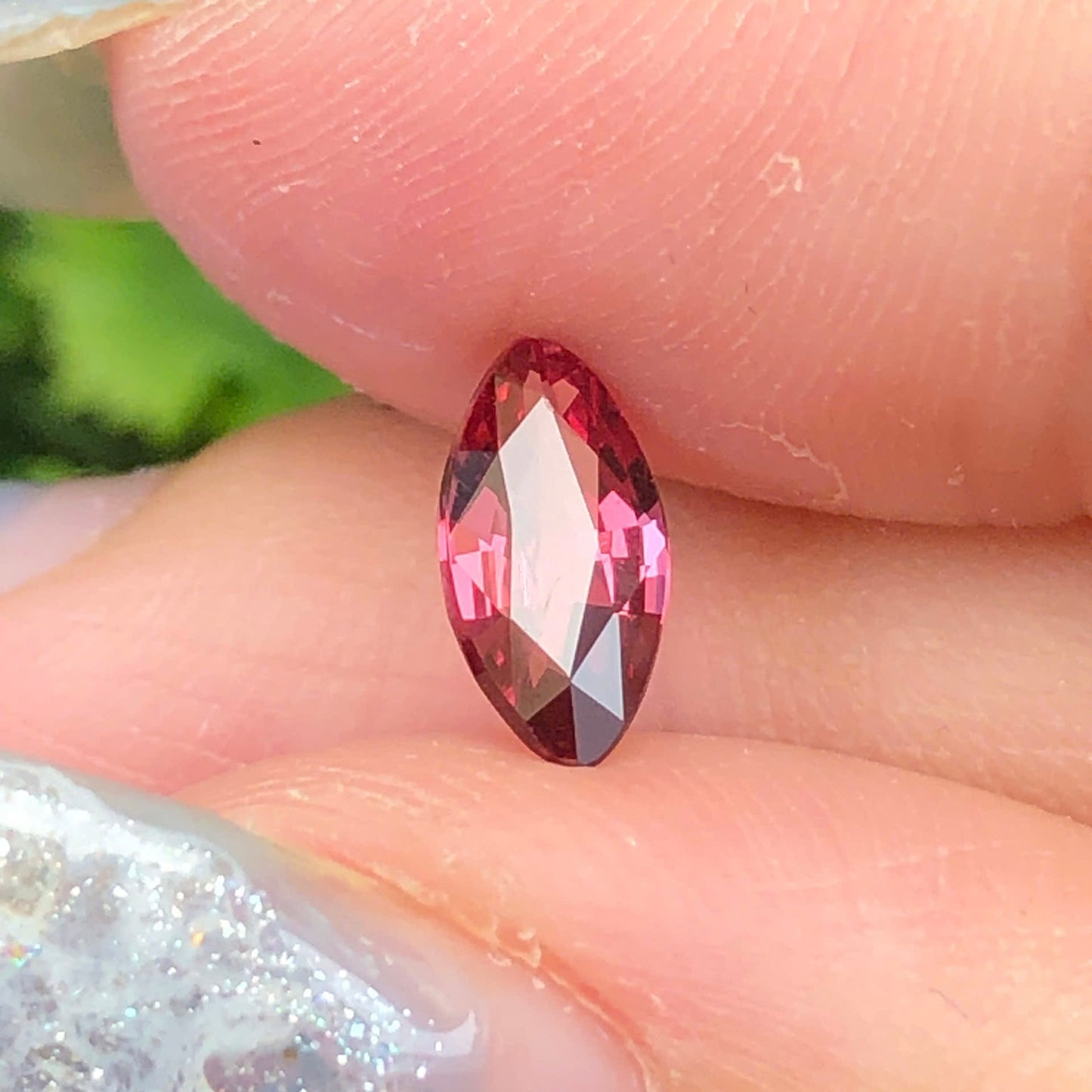 0,76ct Natural Brownish Red Spinel Vietnam. Triliant Shape. No Treatment Spinel Luc Yen.