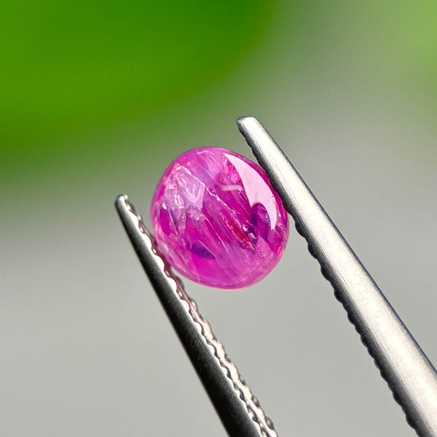 0,73ct Natural Pink Cacbochon Sapphire Viet Nam. No Treatment Sapphire Luc Yen.