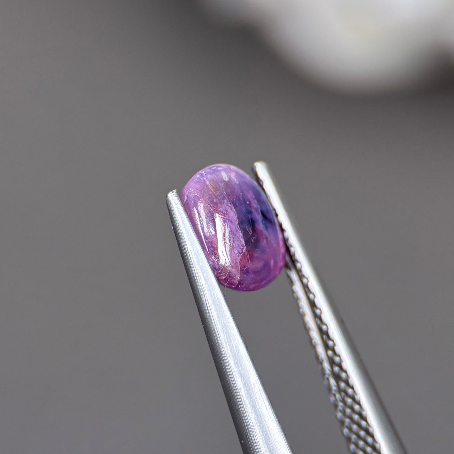 1,37ct Natural Purple Cacbochon Sapphire Viet Nam. No Treatment Sapphire Luc Yen.