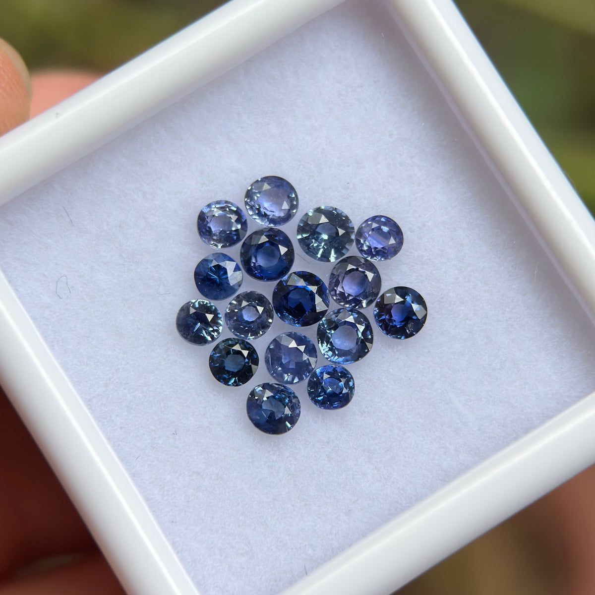 1,70ct/ 16Pcs Natural Blue Sapphire Viet Nam. Round Shape. No Treatment Sapphire Luc Yen.