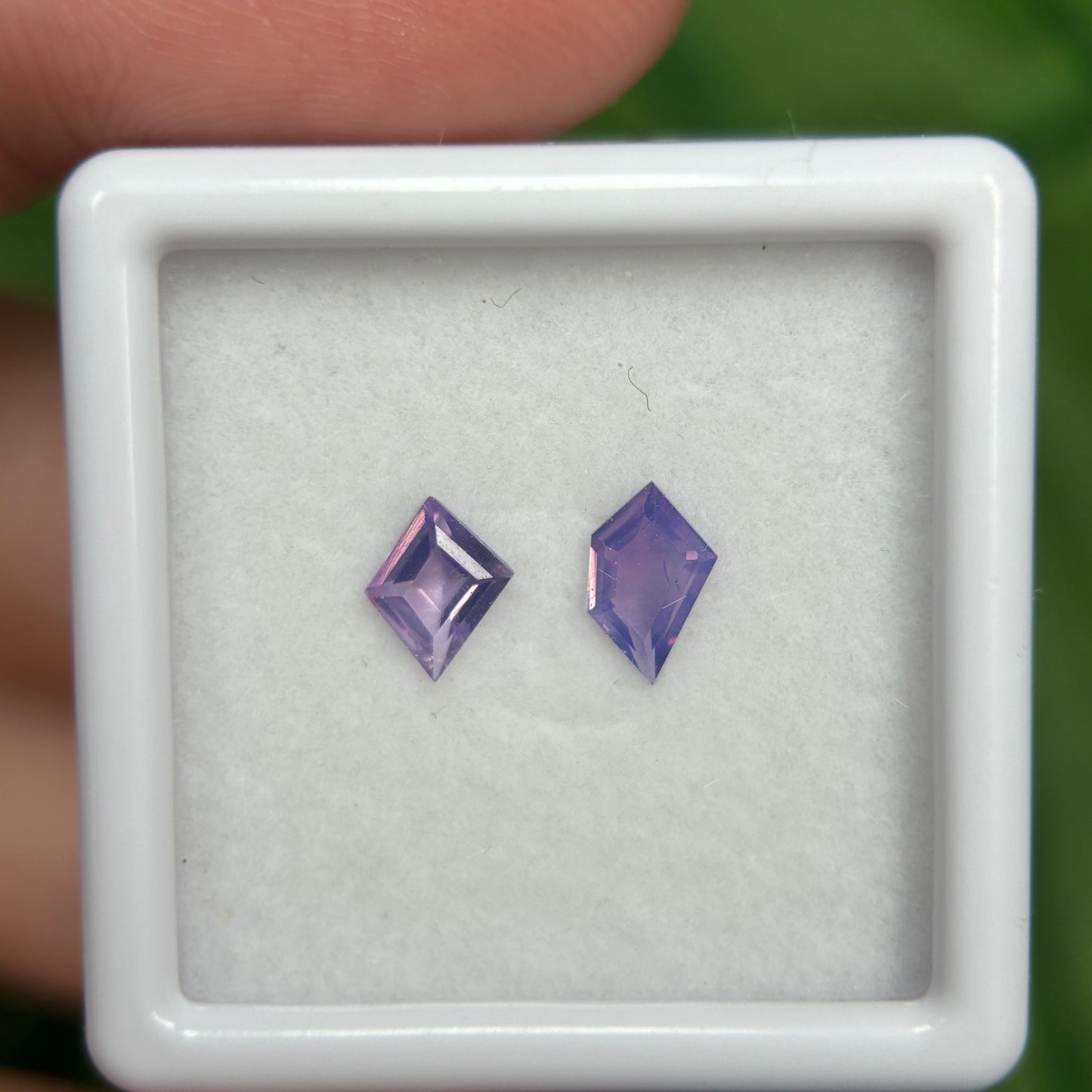0,68ct/2Pcs Natural Purple Milky Sapphire Vietnam. Freeform. No Treatment Milky Sapphire Luc Yen.