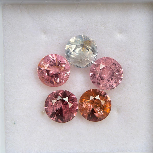 2,66 ct/ 5 Pcs Natural Mix Color Spinel Vietnam. Round Shape.