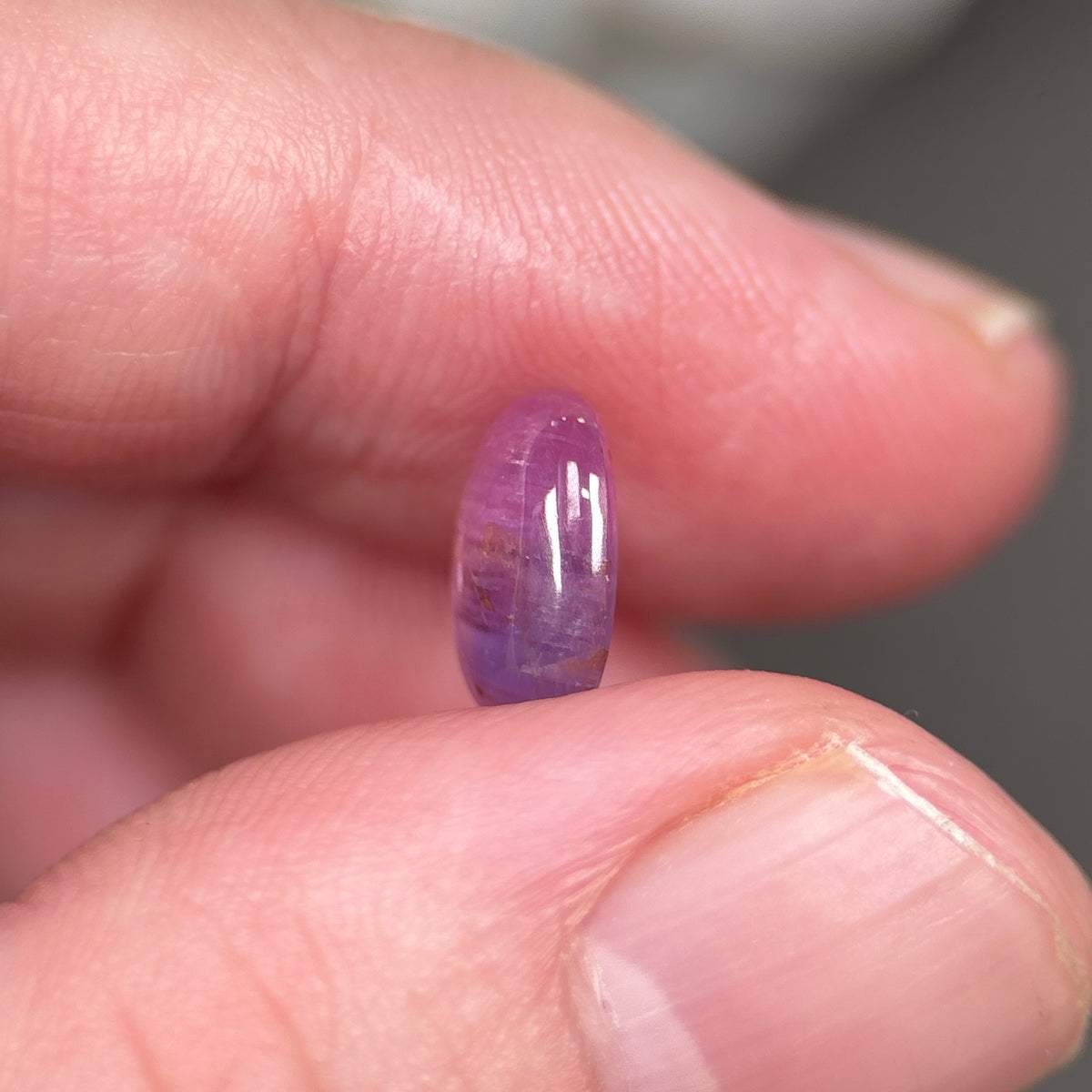 2,91ct Natural Purplish Pink Cacbochon Sapphire Viet Nam. No Treatment Sapphire Luc Yen.